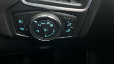 Ford Focus 1.0 125 EcoBoost Titanium 5dr Petrol Hatchback